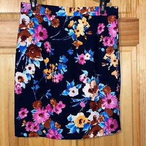 Gilli Gabryelle Brushed Knit Skirt. Medium.